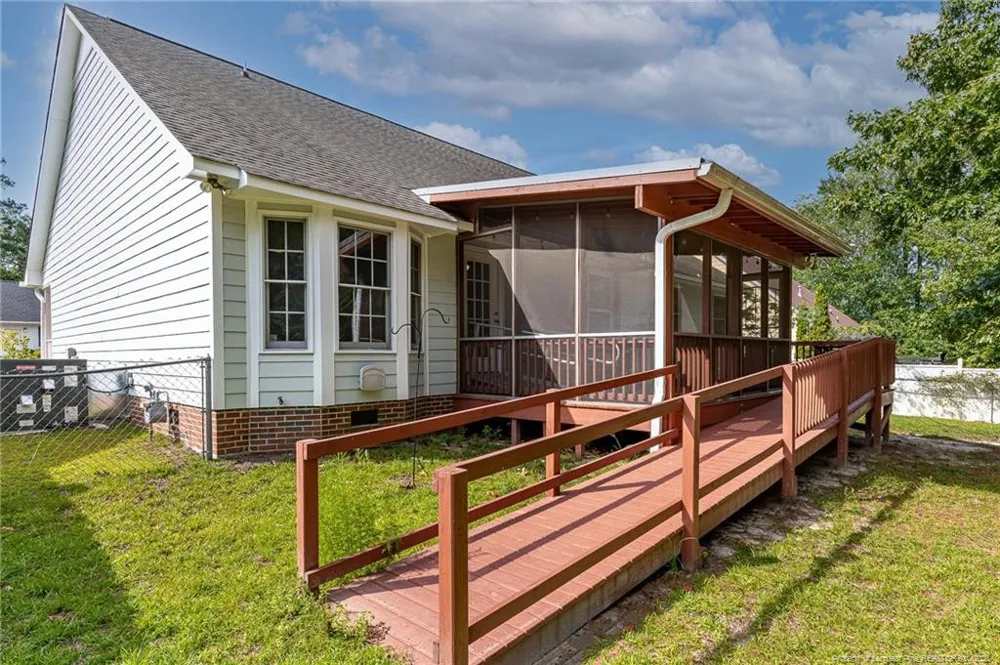 2921 Brookberry Court Fayetteville, NC 28306