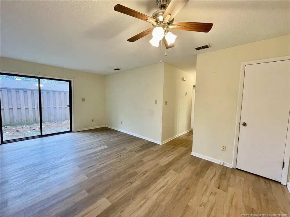 754 Hedgelawn Way Fayetteville, NC 28311