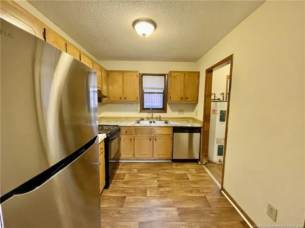 754 Hedgelawn Way Fayetteville, NC 28311