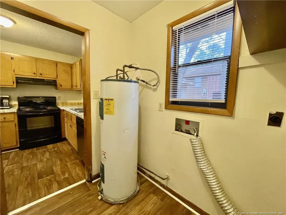 754 Hedgelawn Way Fayetteville, NC 28311
