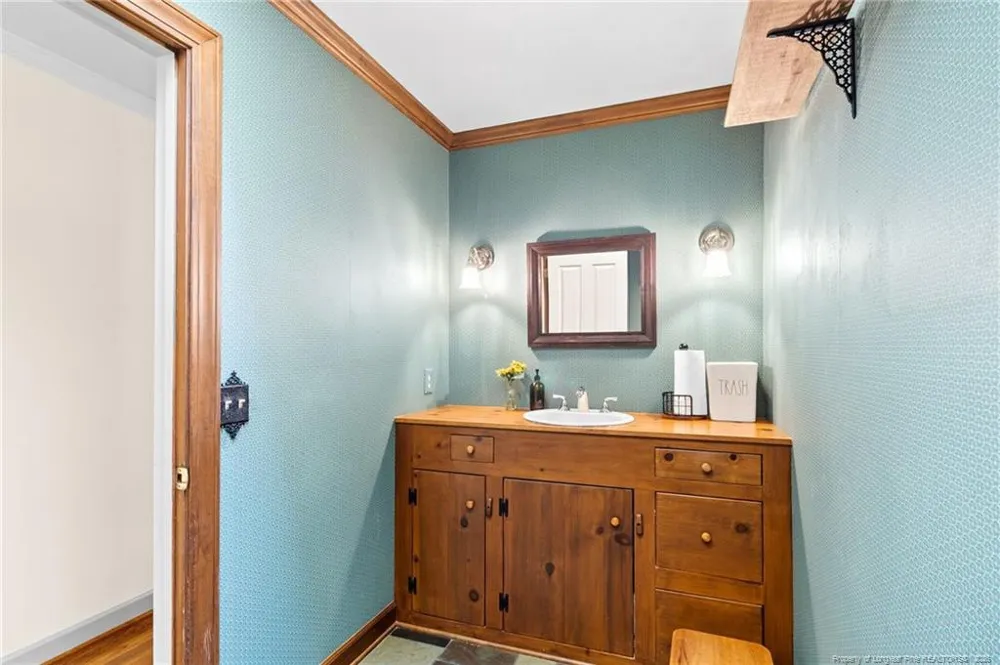 1903 Wedgewood Drive Sanford, NC 27332