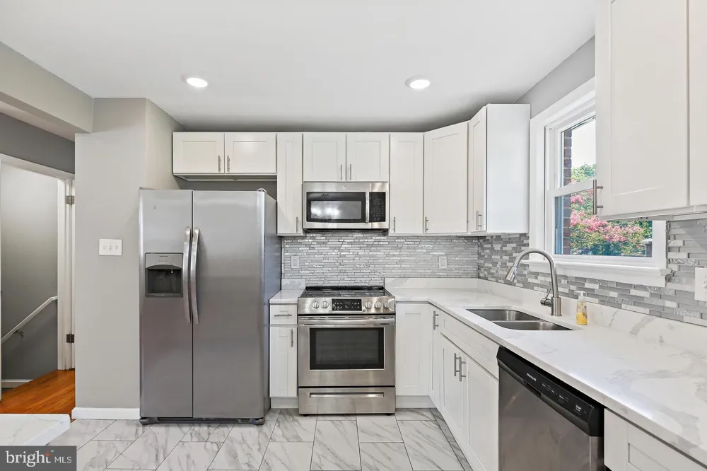 8305 BERNARD DRIVE Fort Washington, MD 20744