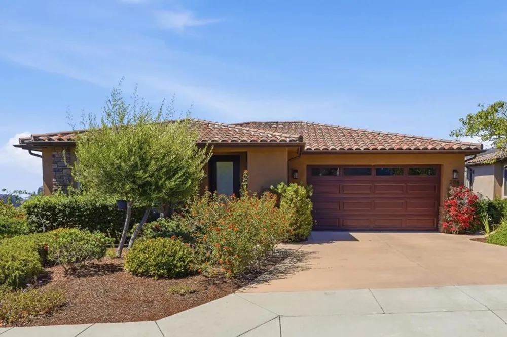 204 Princessa Lane Pismo Beach, CA 93449