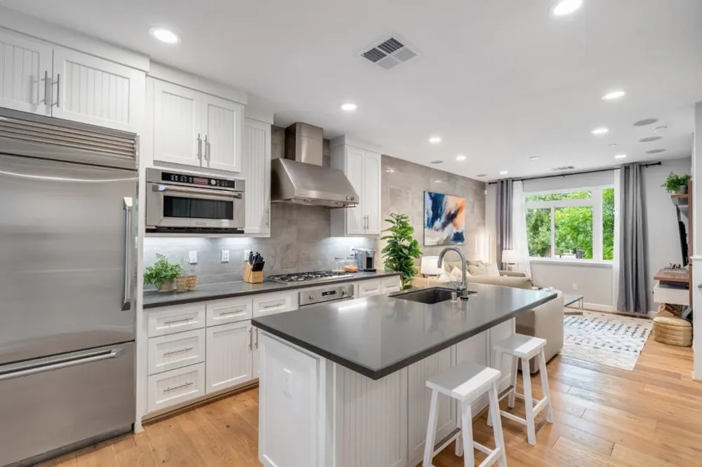 403 Neves Road San Mateo, CA 94403