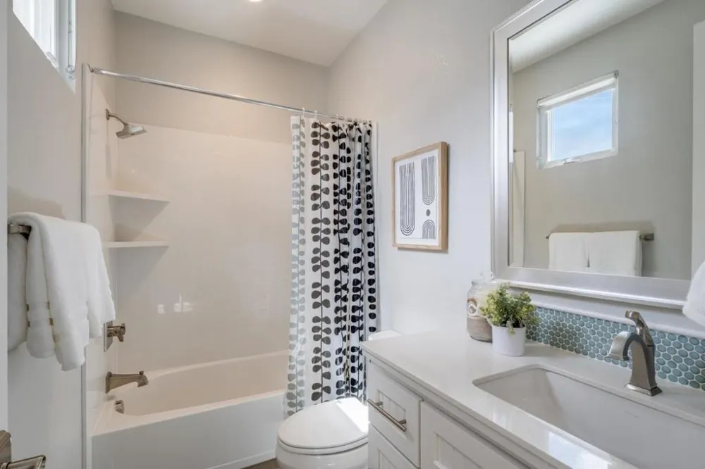 403 Neves Road San Mateo, CA 94403