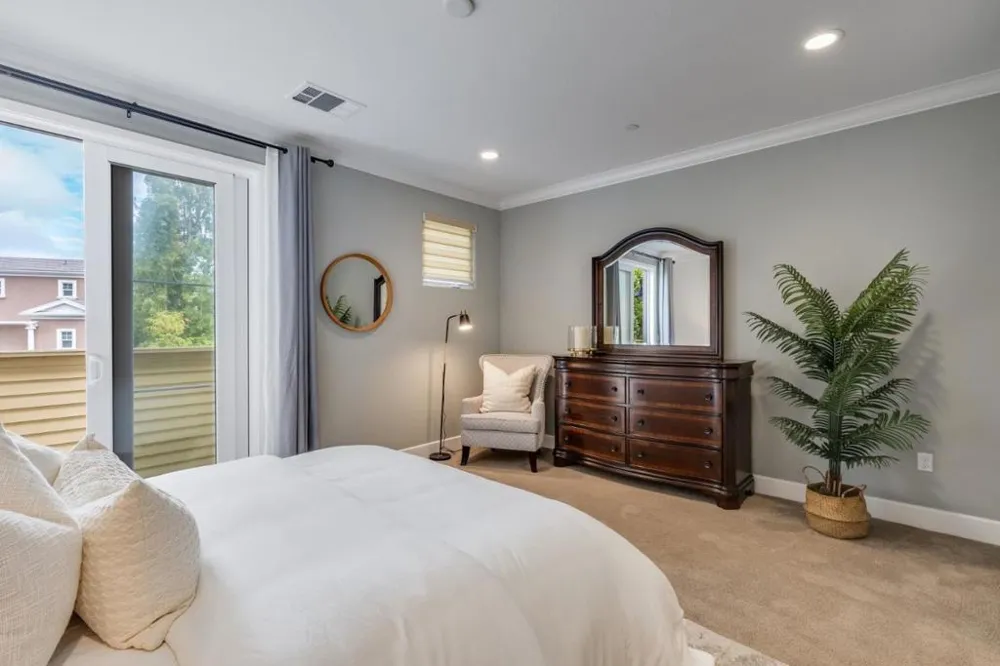 403 Neves Road San Mateo, CA 94403