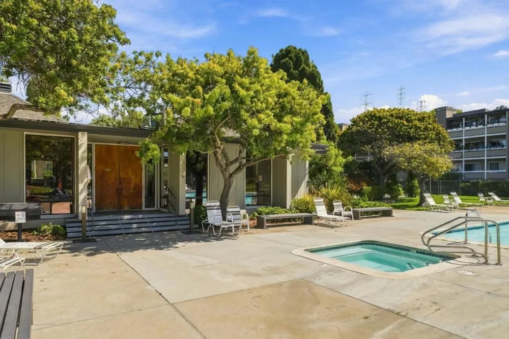 1170 Foster City Boulevard #308 Foster City, CA 94404