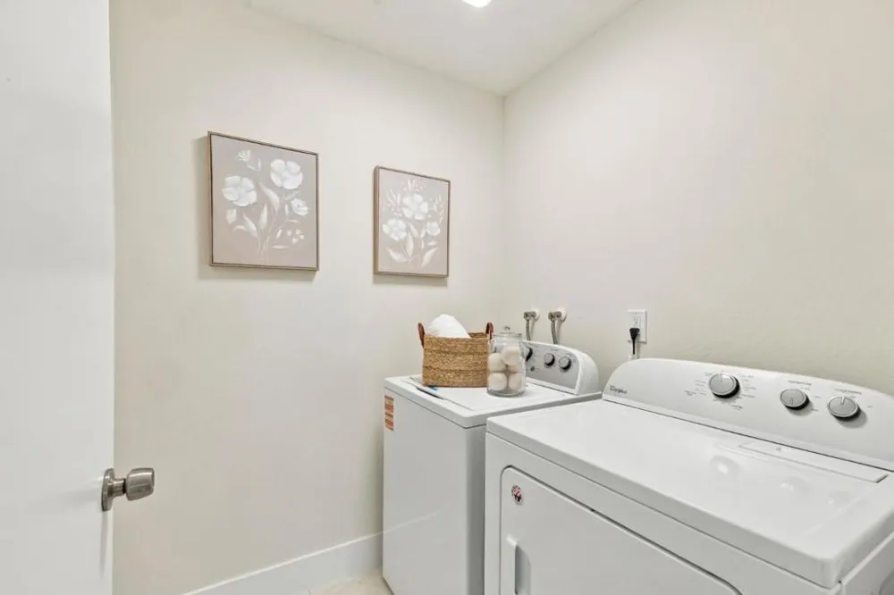 1170 Foster City Boulevard #308 Foster City, CA 94404