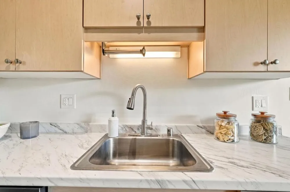 1170 Foster City Boulevard #308 Foster City, CA 94404