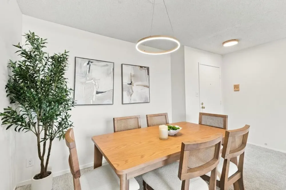 1170 Foster City Boulevard #308 Foster City, CA 94404