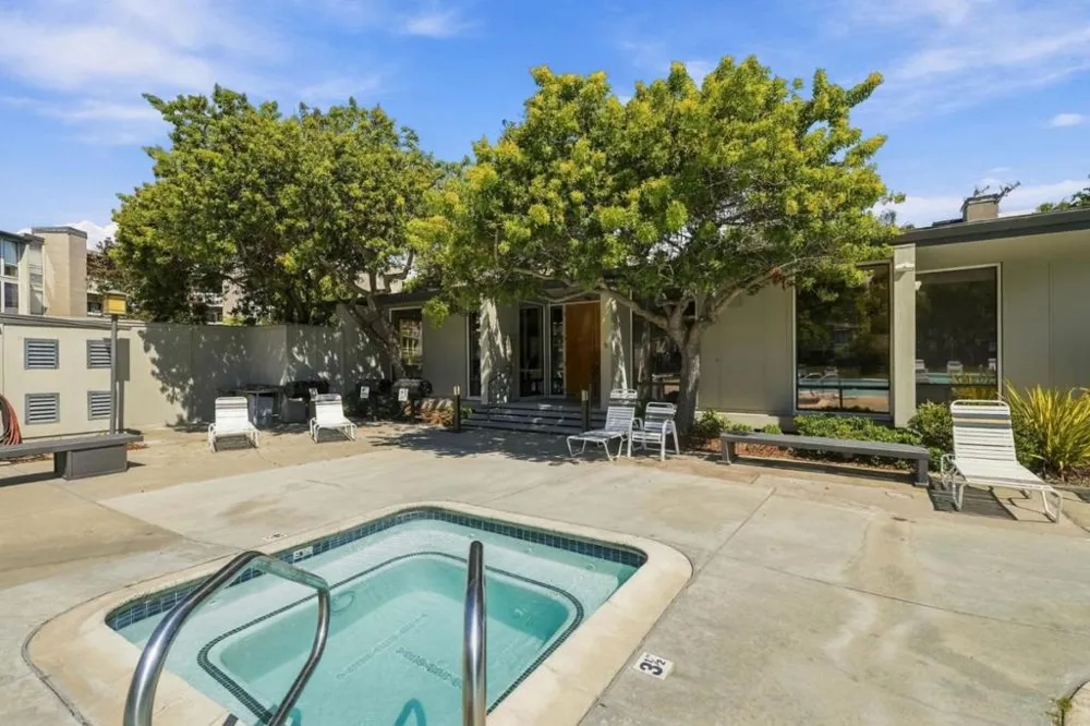 1170 Foster City Boulevard #308 Foster City, CA 94404