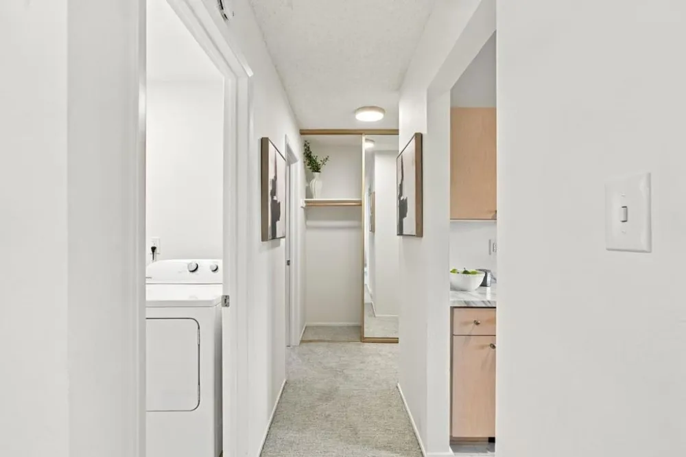 1170 Foster City Boulevard #308 Foster City, CA 94404