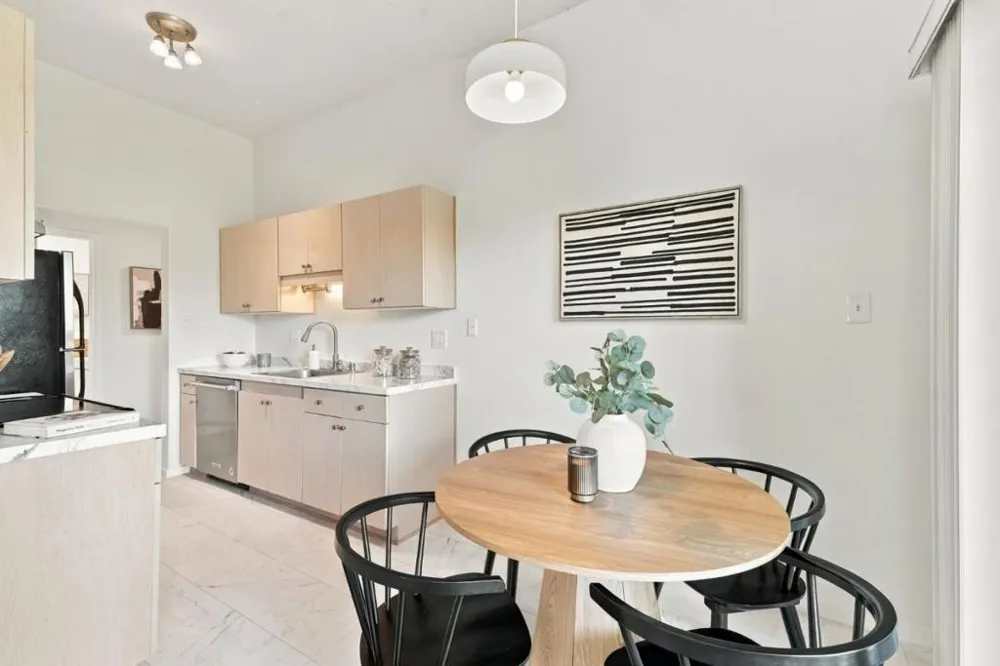1170 Foster City Boulevard #308 Foster City, CA 94404