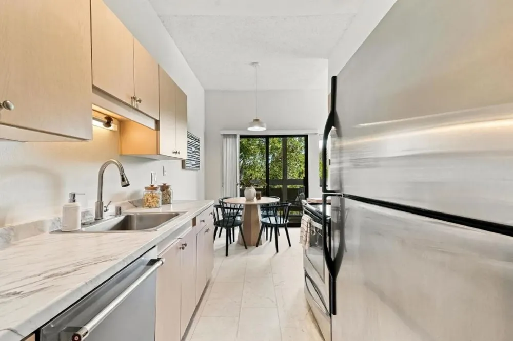 1170 Foster City Boulevard #308 Foster City, CA 94404