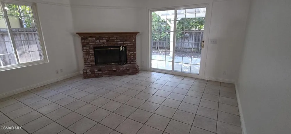 143 Timber Road Thousand Oaks, CA 91320