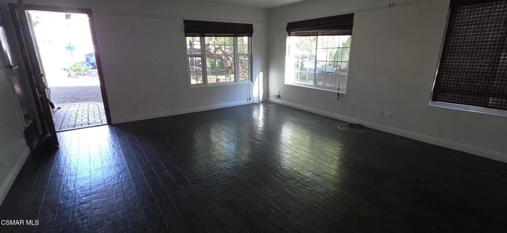 143 Timber Road Thousand Oaks, CA 91320