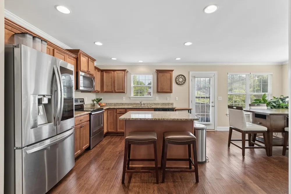 202 Hickory Pointe Dr Lebanon, TN 37087