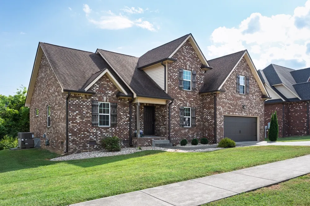 202 Hickory Pointe Dr Lebanon, TN 37087
