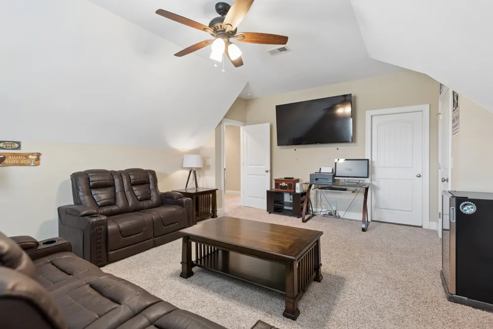 202 Hickory Pointe Dr Lebanon, TN 37087