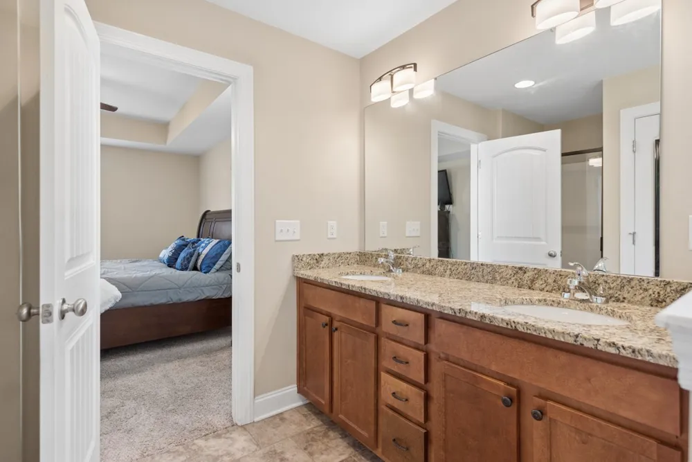 202 Hickory Pointe Dr Lebanon, TN 37087