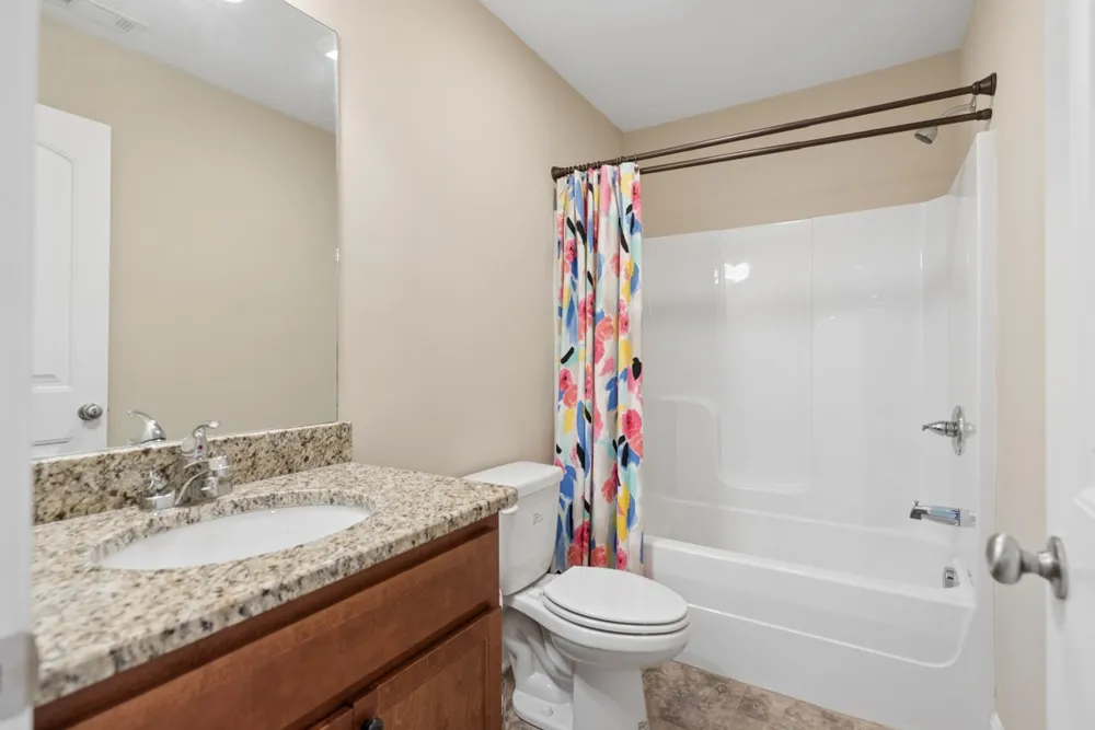 202 Hickory Pointe Dr Lebanon, TN 37087
