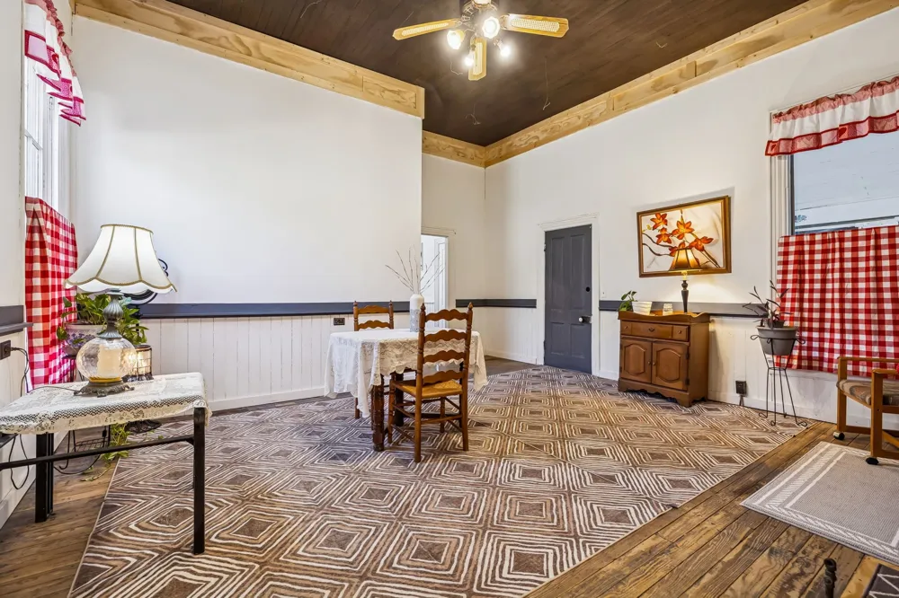 375 Highway 13 Waverly, TN 37185