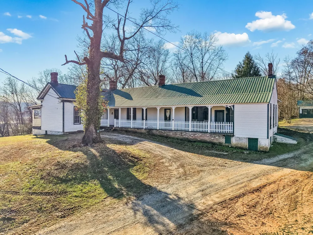 375 Highway 13 Waverly, TN 37185
