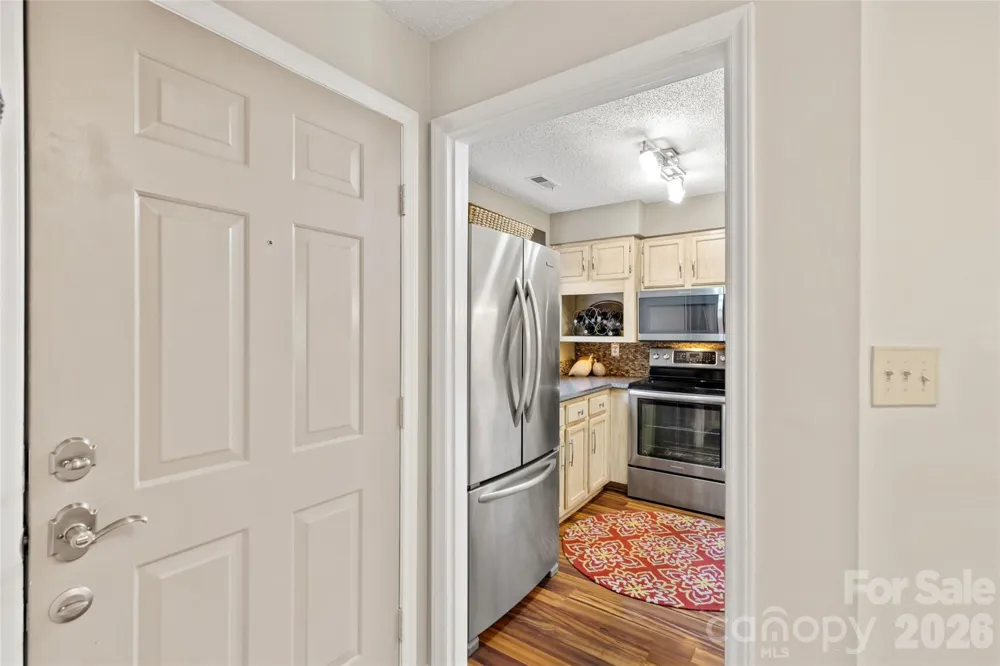 2508 Stradbrook Drive #B Charlotte, NC 28210