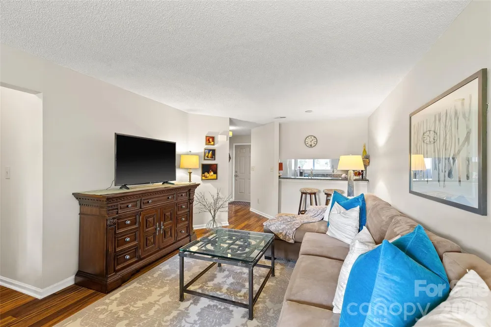 2508 Stradbrook Drive #B Charlotte, NC 28210