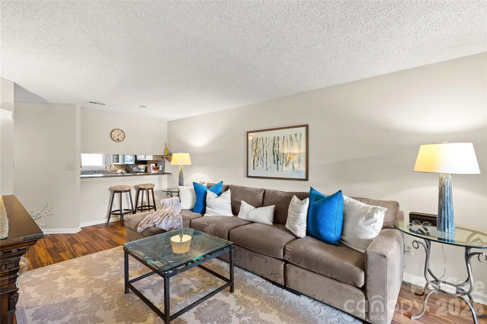 2508 Stradbrook Drive #B Charlotte, NC 28210