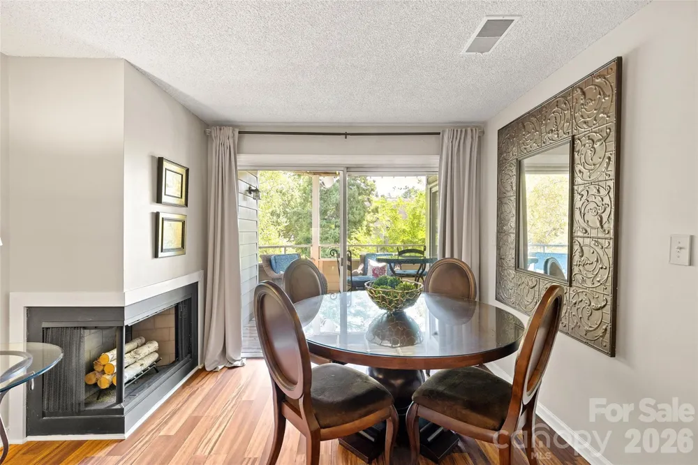 2508 Stradbrook Drive #B Charlotte, NC 28210