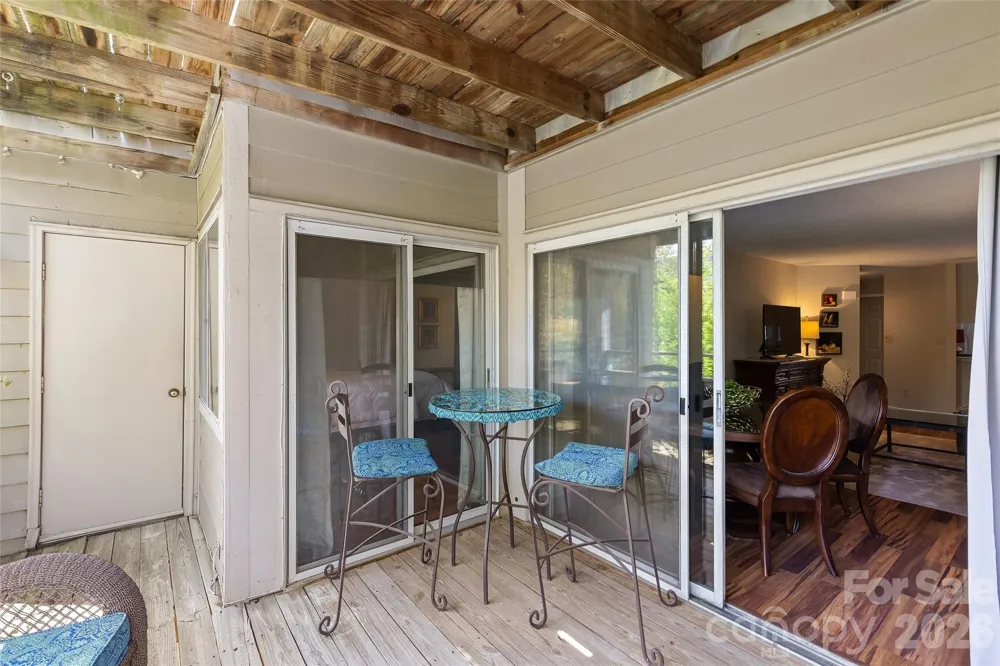 2508 Stradbrook Drive #B Charlotte, NC 28210