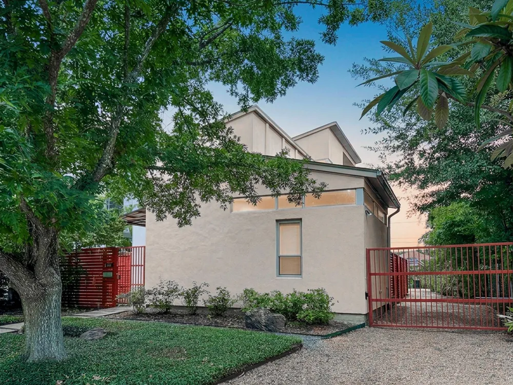 1634 Marshall Street Houston, TX 77006