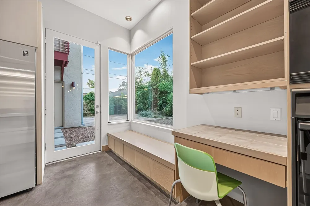 1634 Marshall Street Houston, TX 77006