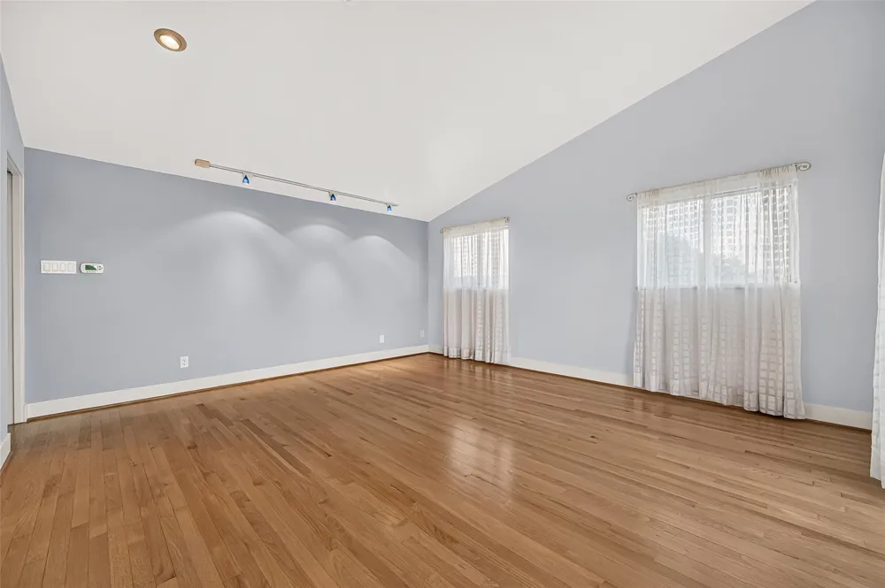 1634 Marshall Street Houston, TX 77006