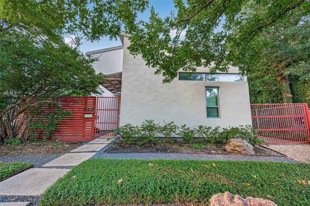 1634 Marshall Street Houston, TX 77006