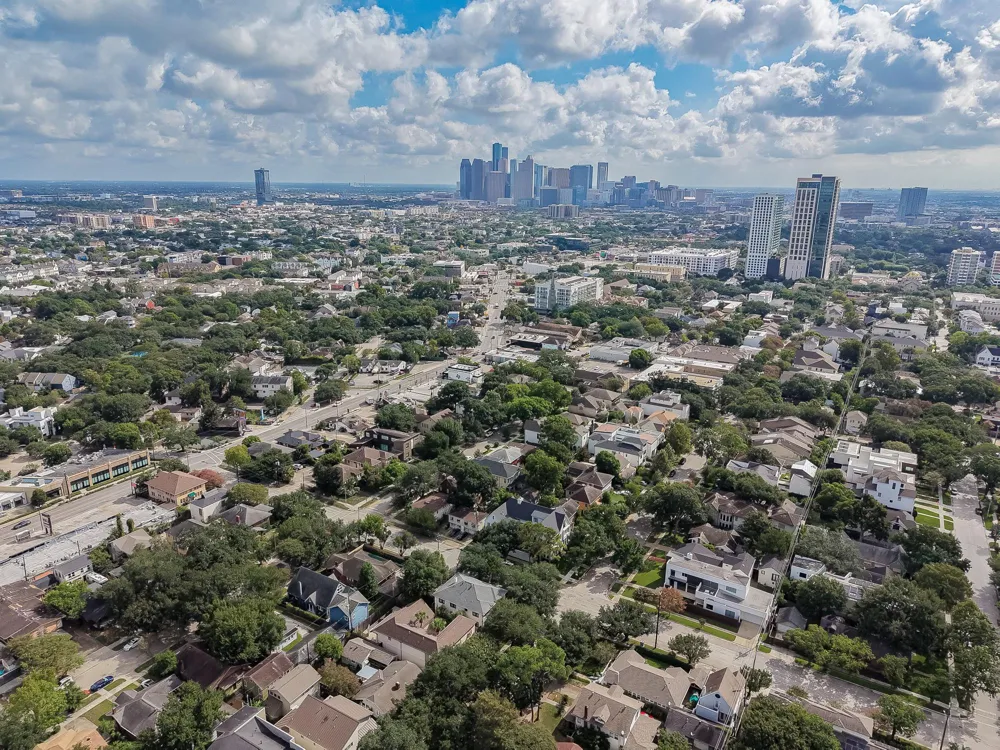 1634 Marshall Street Houston, TX 77006