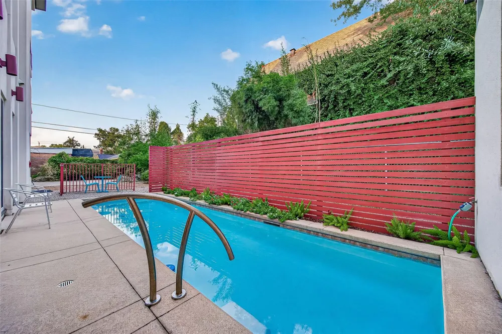 1634 Marshall Street Houston, TX 77006