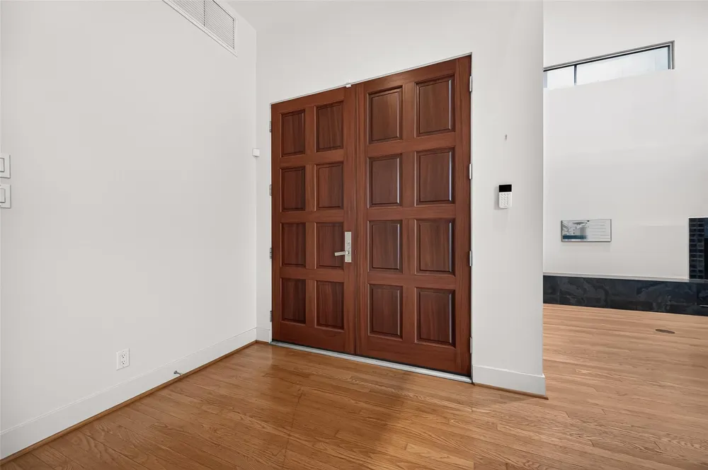 1634 Marshall Street Houston, TX 77006