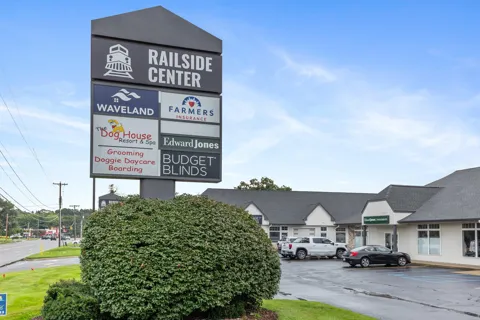 40 E Lakewood Boulevard #6