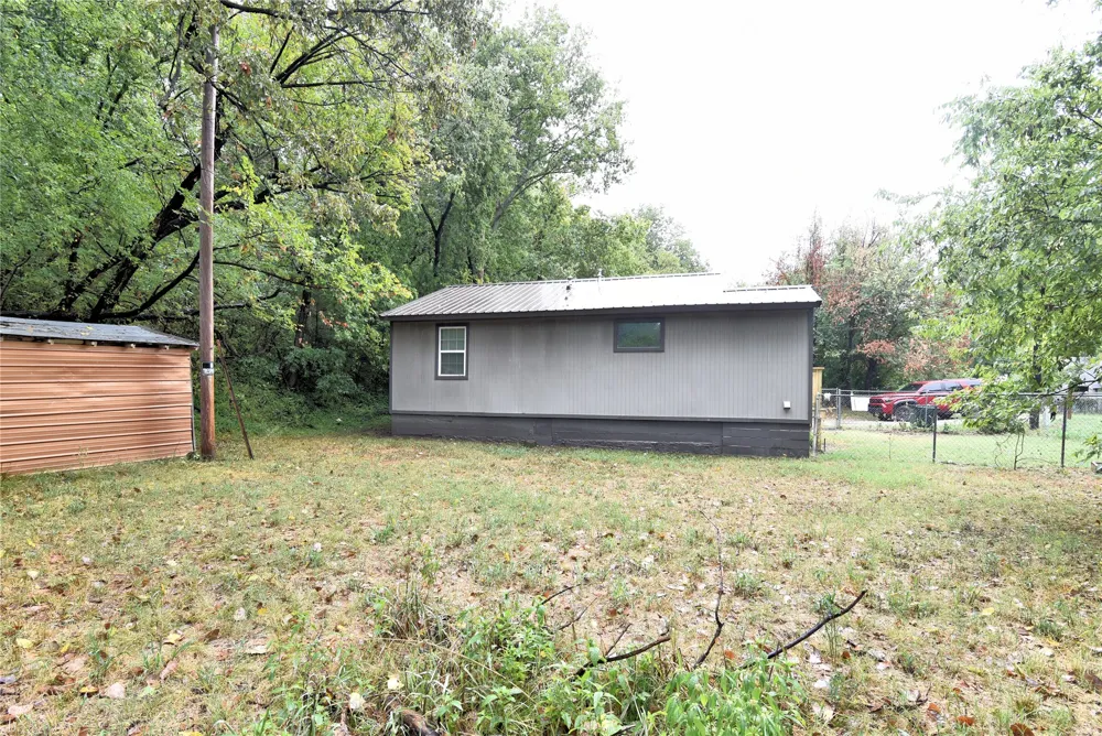 903 Industrial Avenue Sand Springs, OK 74063