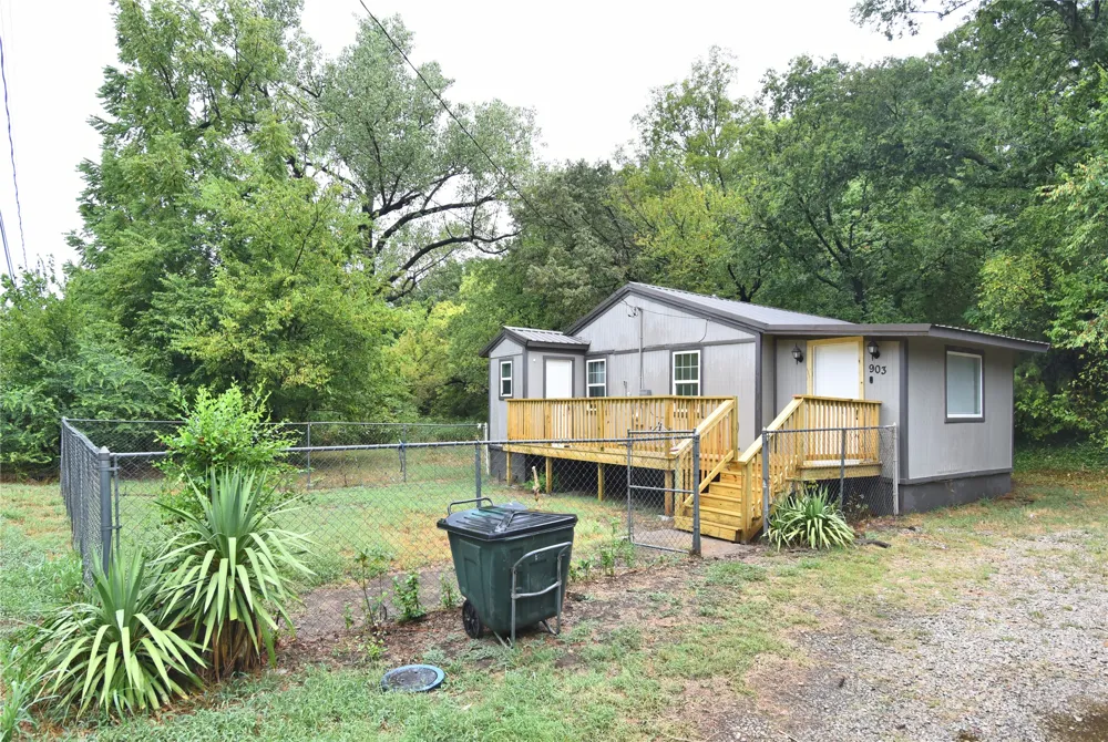 903 Industrial Avenue Sand Springs, OK 74063