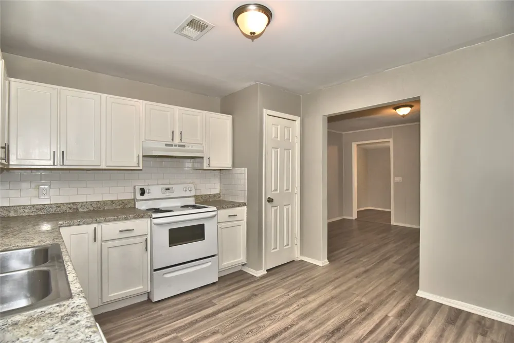 903 Industrial Avenue Sand Springs, OK 74063