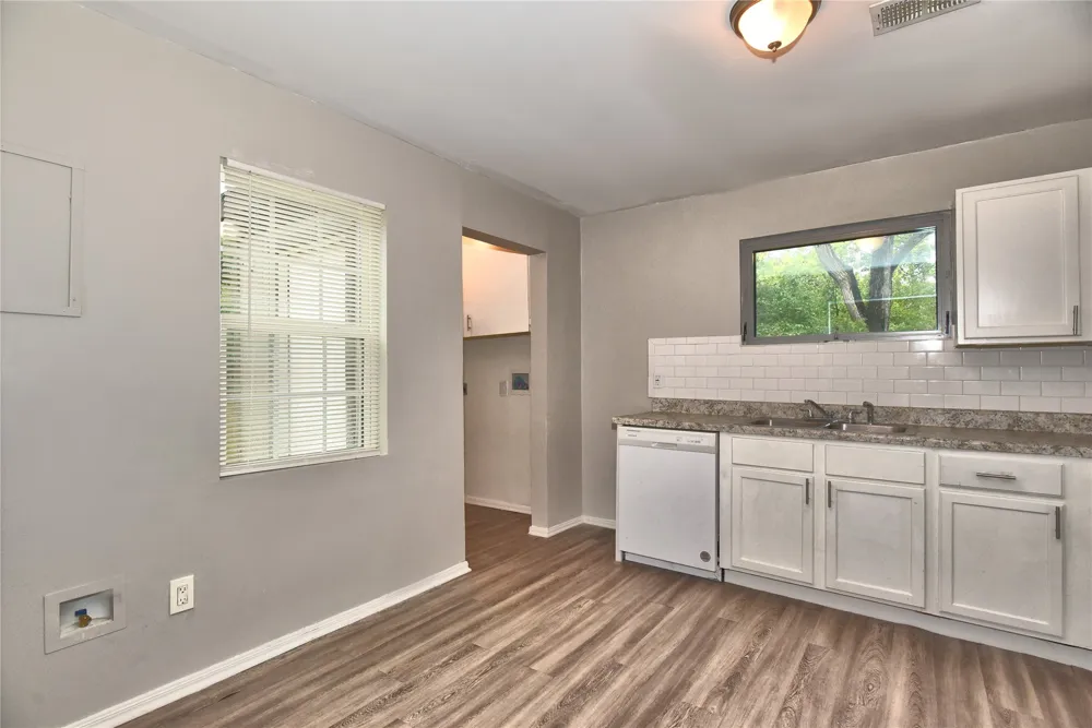 903 Industrial Avenue Sand Springs, OK 74063