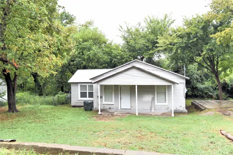 502 Industrial Avenue E