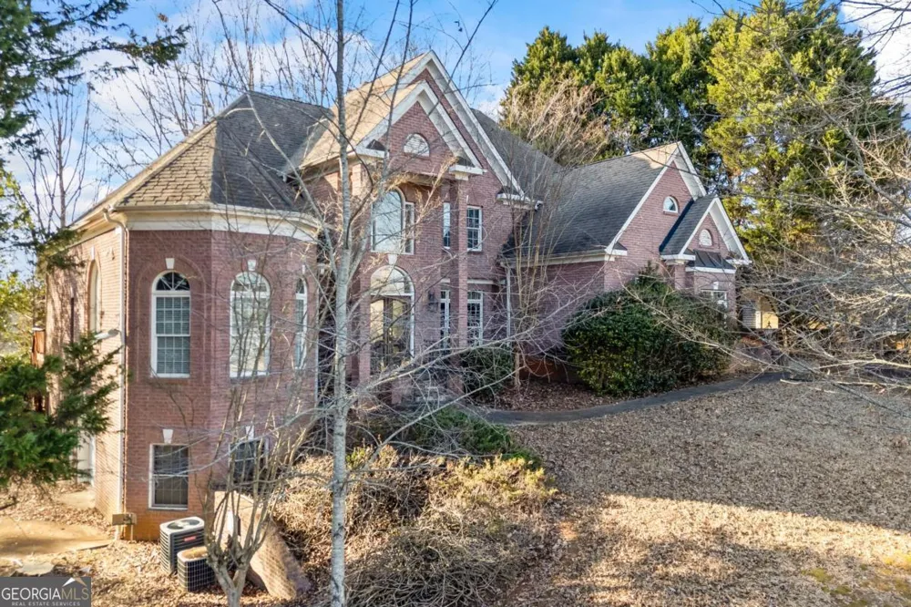 6000 Eagle Close LN Sugar Hill, GA 30518