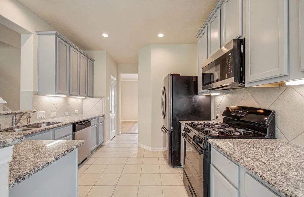 309 Burgundy Drive Alvin, TX 77511