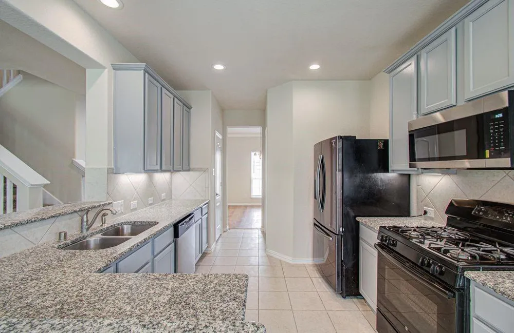 309 Burgundy Drive Alvin, TX 77511