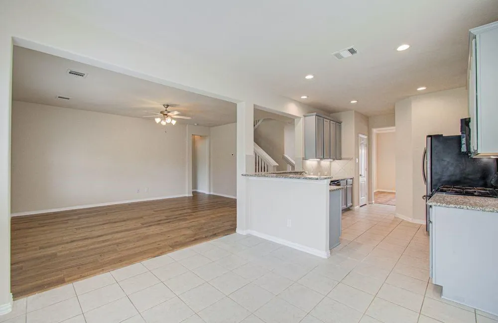 309 Burgundy Drive Alvin, TX 77511
