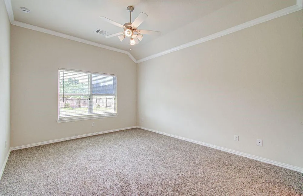 309 Burgundy Drive Alvin, TX 77511